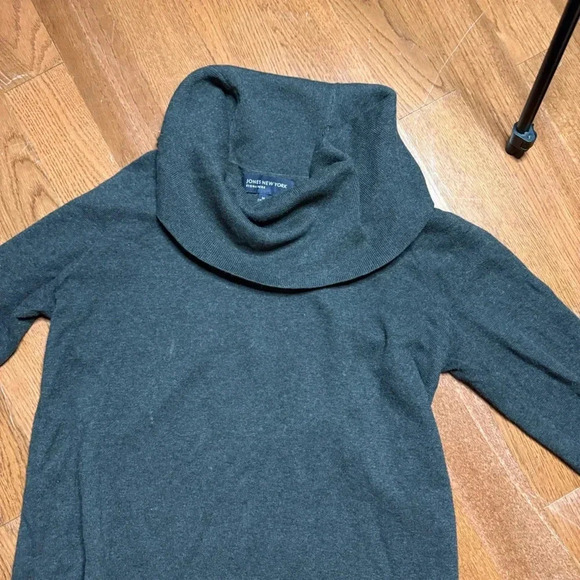Vintage Jones New York Signature Cowl Neck Sweater - Picture 5 of 11
